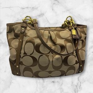 ❌SOLD❌IN STORE  Coach Alexandra Monogram jacquard and textured shoulder/tote bag